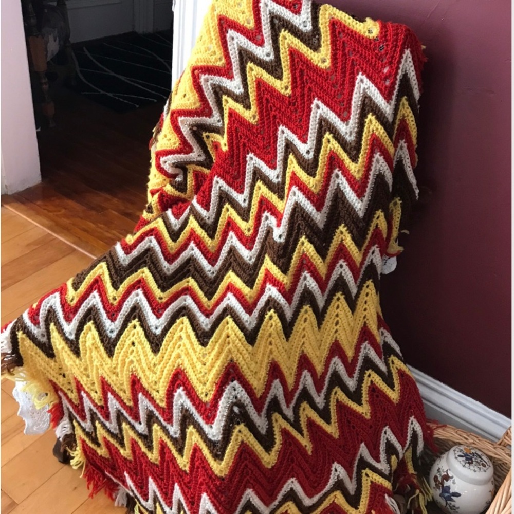 Vintage Afghan Handmade Great condition Autumn colours